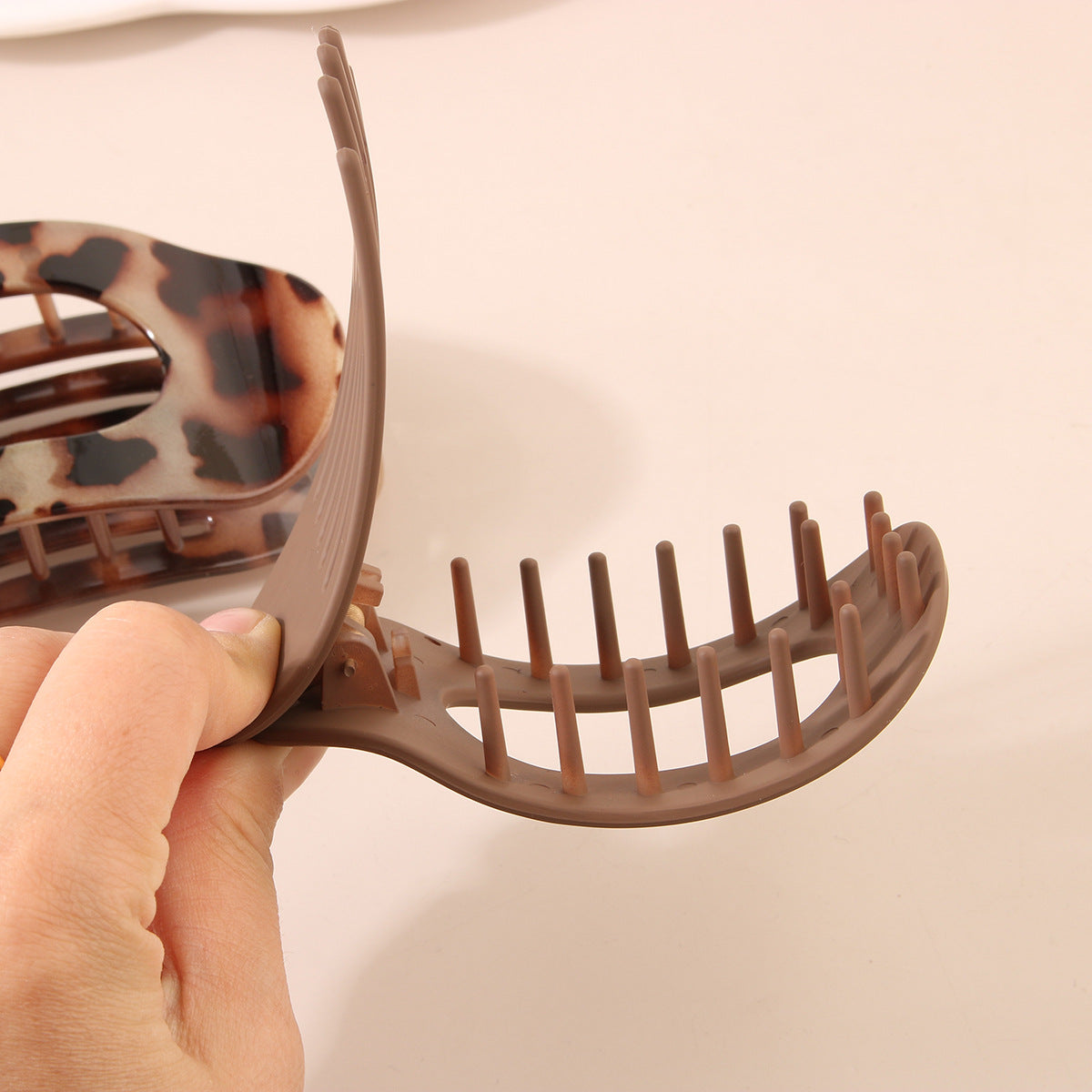 Flat Oval Hairpin Duckbill Clip