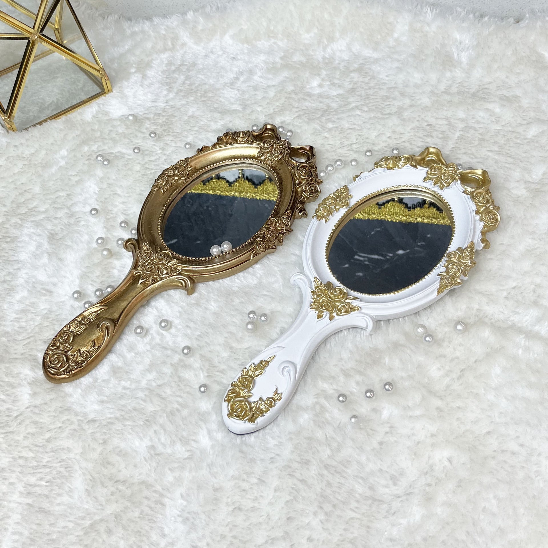 European Resin Handheld Decorative Mirror