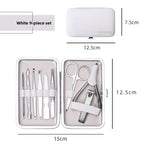 Nail clippers are nail art tools