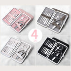 Nail clippers are nail art tools