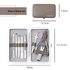 Nail clippers are nail art tools